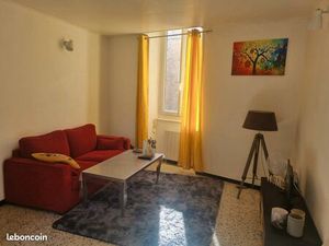 LOCATION : appartement de 35 m2 meublé à BAGNOLS SUR CEZE