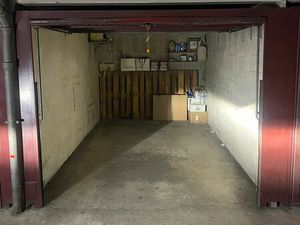 Box / Garage : Bastille Paris