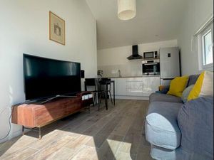 T2 a louer au mois jusqu'à avril