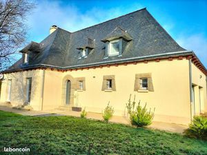 Maison T6 de 168 m² en sortie de bourg