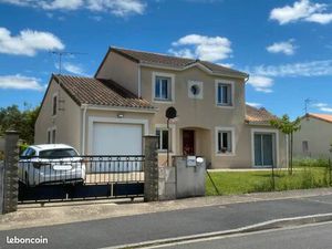 A LOUER Maison F5  Saint-Benoit (86)  quartier de La Hune