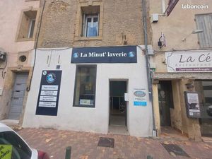 Local commercial centre Remoulins