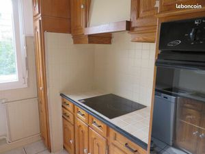 Vends Sotteville centre appt. Traversant 80m2  5 pièces principales Bon état Rénové 2025