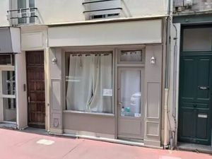 Murs occupes levallois perret