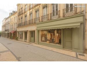 ? à louer – 2 locaux commerciaux en plein cœur d’autun (71)