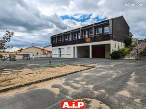Immeuble 790 m² CERIZAY