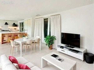 Appartement T4 ISLE SUR LA SORGUE