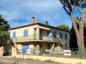 MAISON 127 m² terrain 724 m² 285000