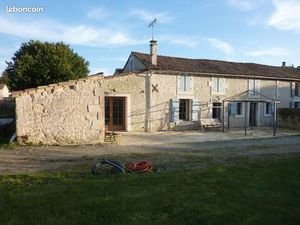 Longère 5 pièces 129 m² Longère 5 pièces 129 m²