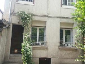 Charmante maisonnette  hyper centre / bas Crêt de Roc