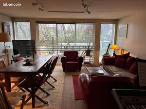 Maison atypique sur les bords de Marne