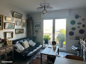 Charmant T2 lumineux avec balcon + parking Niort proche avenue de La Rochelle