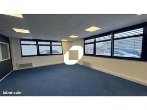 Local d'activité 326 m²