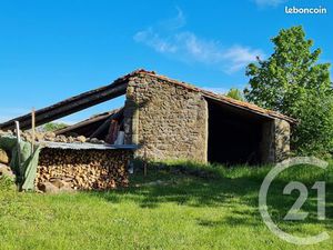 Terrain 1 200 m² Verrieres En Forez