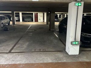 Place de parking Puteaux - gardienné