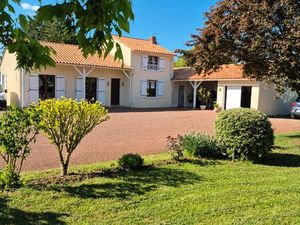 Maison 5pieces 130m2 2460m2 de terrain