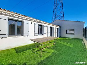 Maison de plain-pied de 3 chambres avec jardin