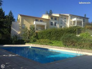 Charmant T2 dans résidence avec piscine - rare