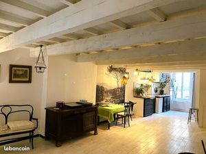 Maison de village 140m2 - 90m2 cave/rue rénovée