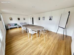 BUREAU A LOUER A ANDREST avec salle de Réunion