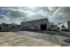 Local bureaux 560 m²