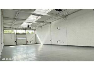 Local d'activité 528 m²