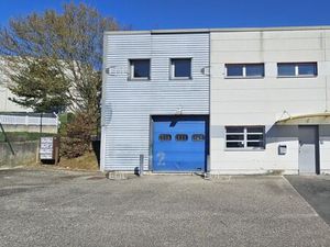 Local d'activité 376 m²