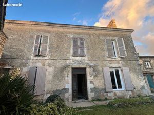 Bel ensemble immobilier Neuville centre