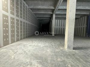 Local commercial 443 m²