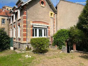 Maison 3 chambres hyper centre/jardin/cave/préau