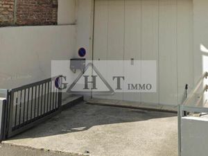 Local industriel 290 m²