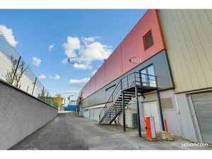 Local d'activité 1 450 m²
