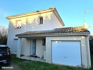 Belle opportunité  Maison récente T4  87 m² avec garage et jardin centre du village 20 min