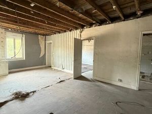 APPARTEMENT PLATEAU A RENOVER 90m2