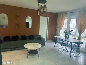 Appartement T4 refait à neuf
