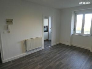 F2 meublé à 200 m du marché