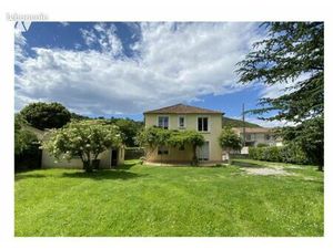 Maison 7 pièces 197 m²