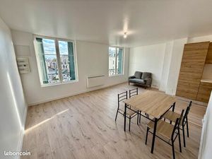 Appartement T2 rénové – 45 m² - Dieppe  Place Nationale