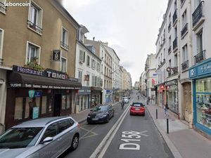 Boutique 138 m² ST MANDE