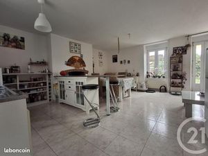 Longère 6 pièces 109 m²