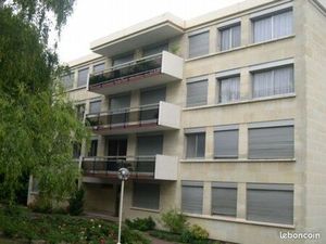 Bureau ou local stockage à Nogent-sur-Marne