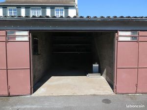 Box sécurisé centre ville 15 m²