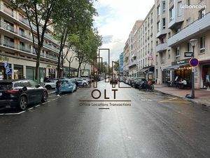 Local commercial 37 m² Issy-les-Moulineaux