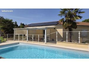Maison plain-pied Montbrison avec piscine