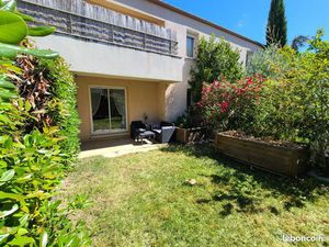 T2 meublé avec jardin  rénové  à Pertuis