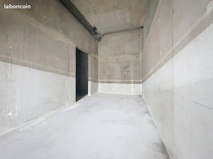 Parking/box 38 m² RILLIEUX LA PAPE