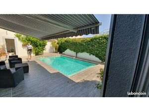 Maison 7 pièces 123m² avec jardin et piscine