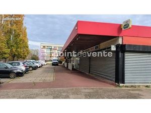 Local commercial 197 m²