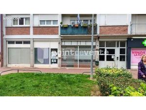 Local commercial 101 m²