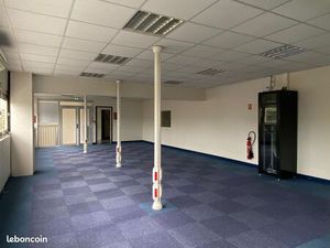 Bureaux / Show room 124 m² Nanterre / Colombes